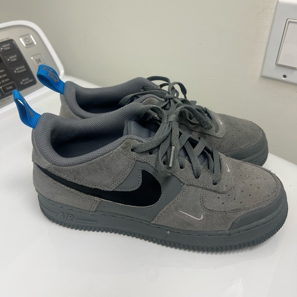 Nike Other - Nike Air Force - Grey - Size US 7Y EUR 40 (fits woman 8.5-9)